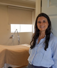 Book an Appointment with Stella de Stefanis for Traditional Acupuncture