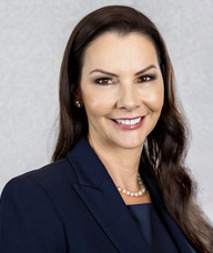 Book an Appointment with Dr. Stefanie Mazer for Psychology