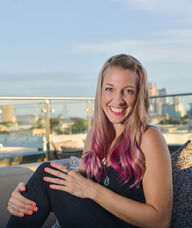 Book an Appointment with Dr. Rachel Taylor for Chiropractic