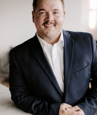 Book an Appointment with Dr. Daniel Faulk for Chiropractic